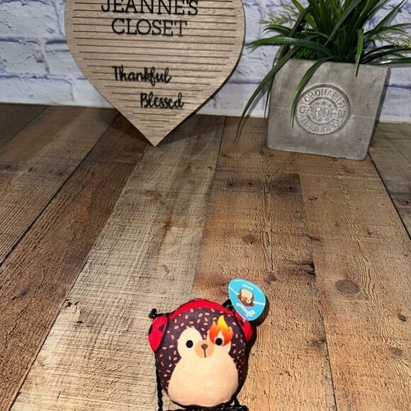 Squishmallows McDonalds Happy Meal HANS. NEW WITH TAG.
Hans the hedgehog - Picture 5 of 6